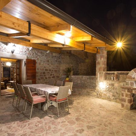 Old Stone House Villas Tivat Exterior photo